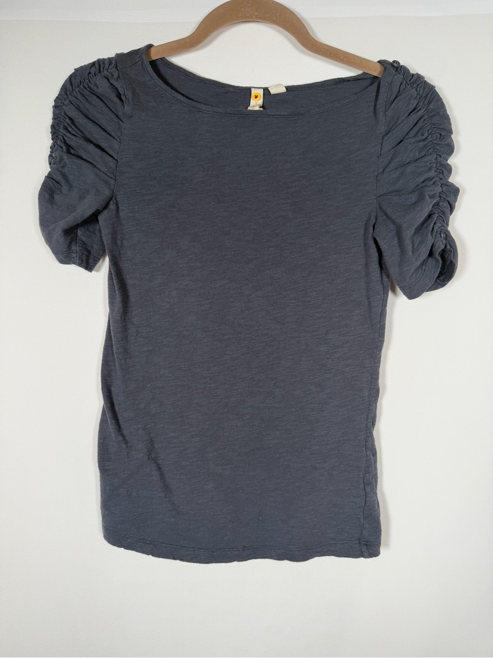 Little Yellow Button Ruched Sleeve Crewneck Top - Charcoal